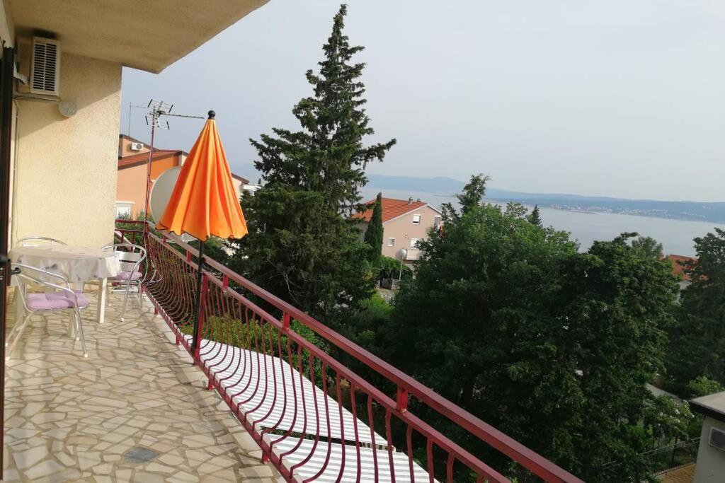 Spacious 2-Room Apartment With Beautiful Sea View Crikvenica Dış mekan fotoğraf