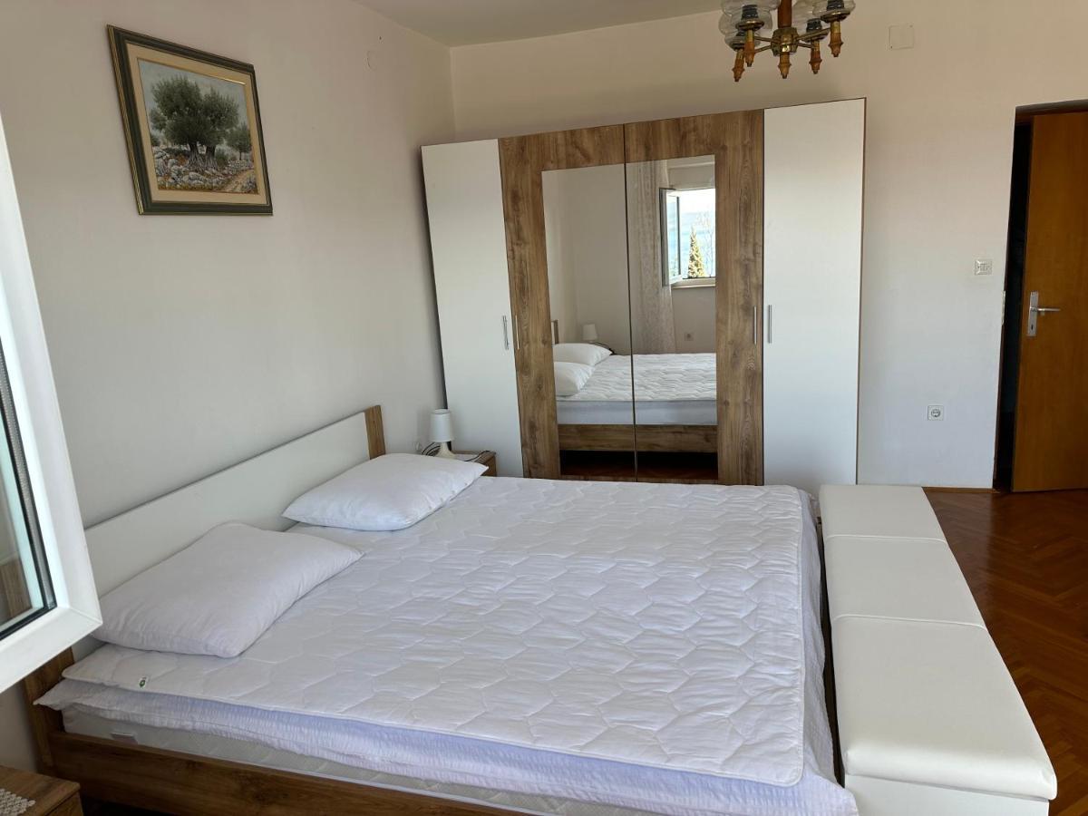 Spacious 2-Room Apartment With Beautiful Sea View Crikvenica Dış mekan fotoğraf